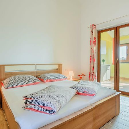 Tar-Vabriga Apartment Ulika-4 By Interhome מראה חיצוני תמונה