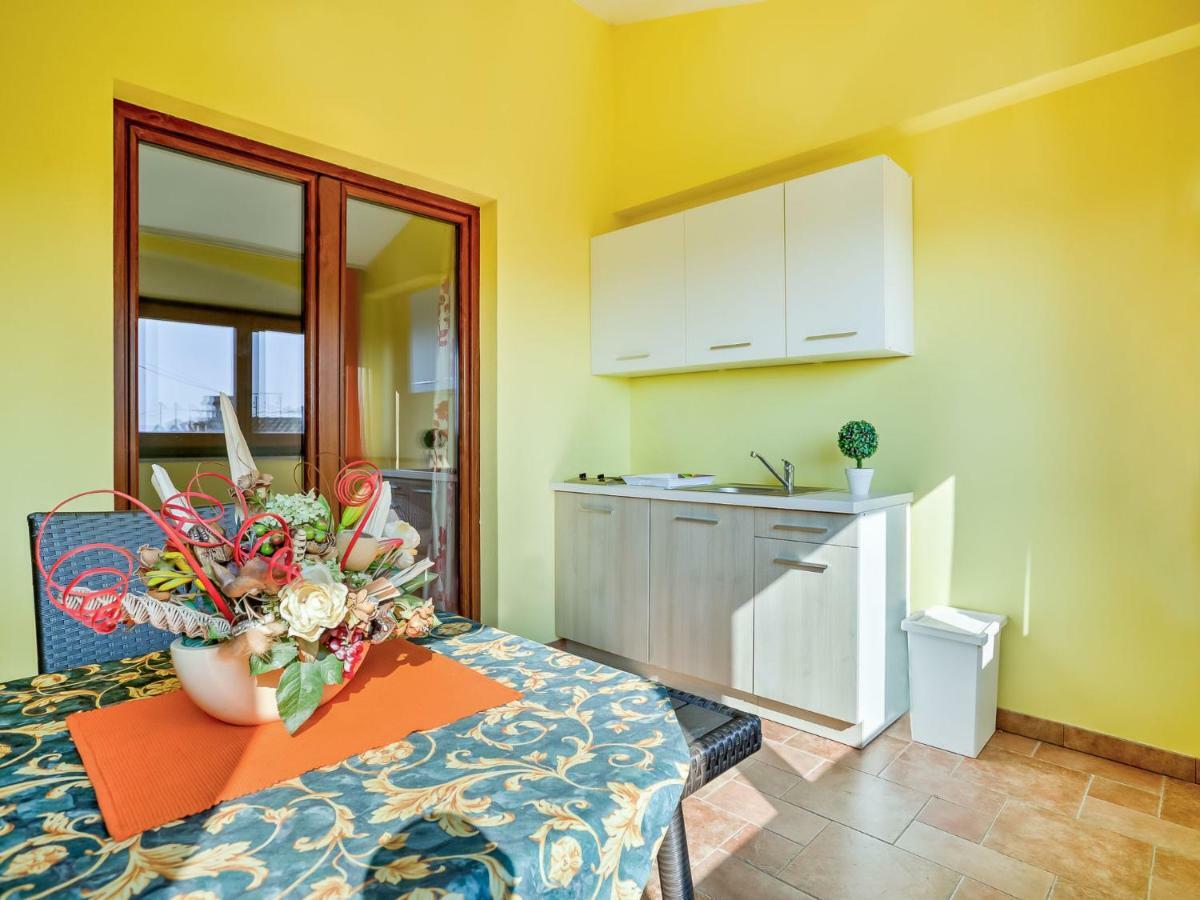 Tar-Vabriga Apartment Ulika-4 By Interhome מראה חיצוני תמונה